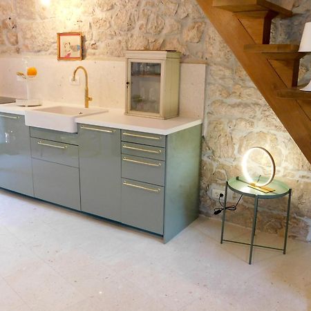 Bezauberndes Steinhaus Mit Garten In Der Altstadt Von Rovinj Luaran gambar