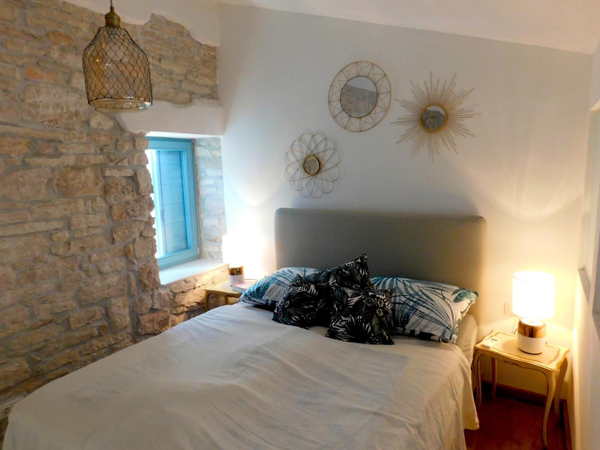 Bezauberndes Steinhaus Mit Garten In Der Altstadt Von Rovinj Luaran gambar