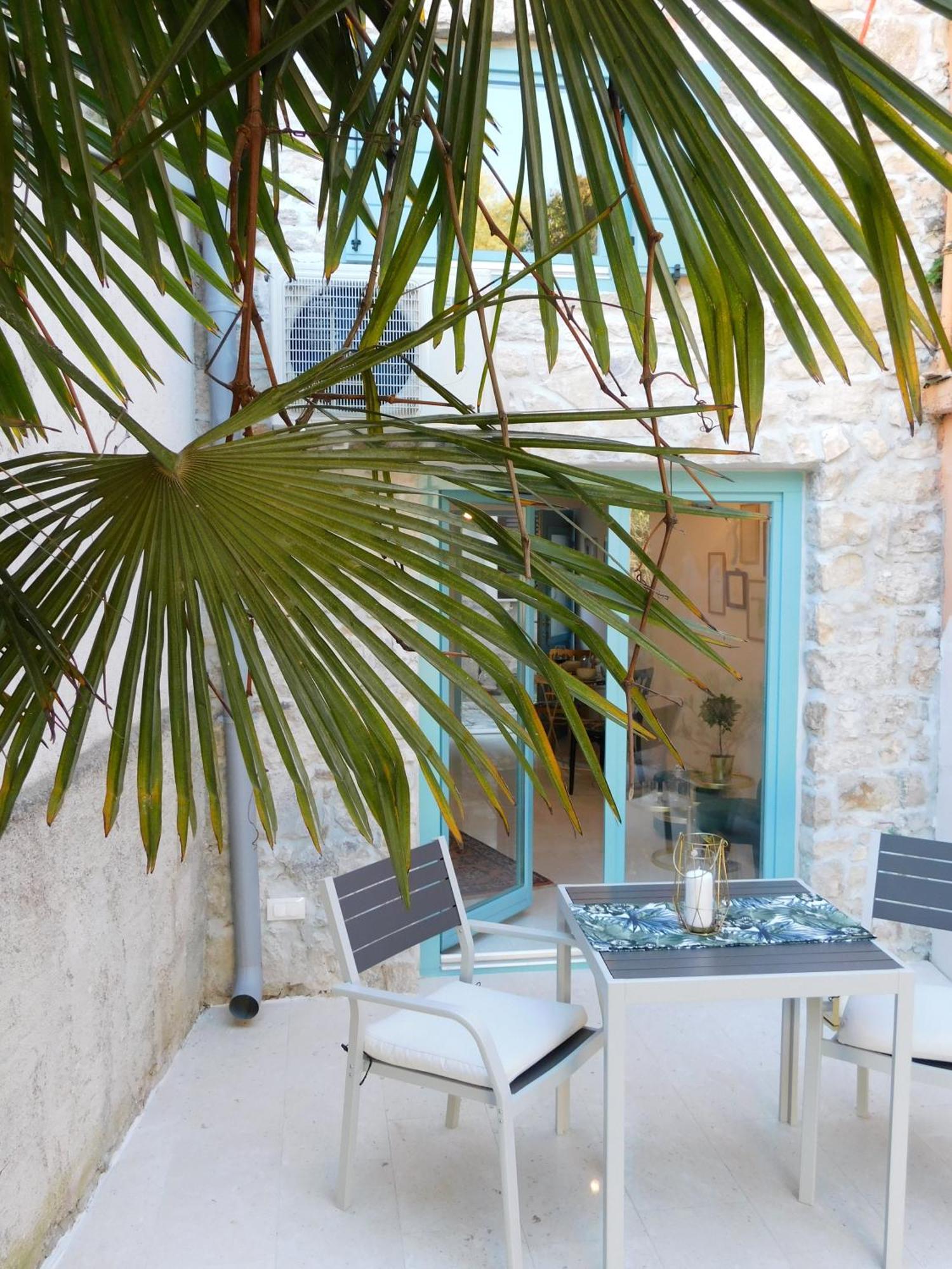 Bezauberndes Steinhaus Mit Garten In Der Altstadt Von Rovinj Luaran gambar
