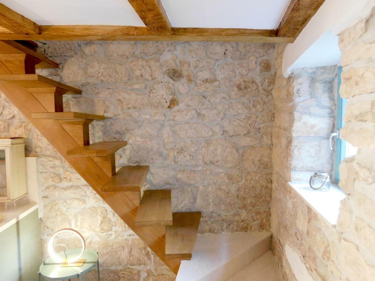 Bezauberndes Steinhaus Mit Garten In Der Altstadt Von Rovinj Luaran gambar